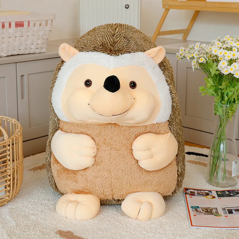 Peluche hérisson assise brun et crème, microfibre extra douce