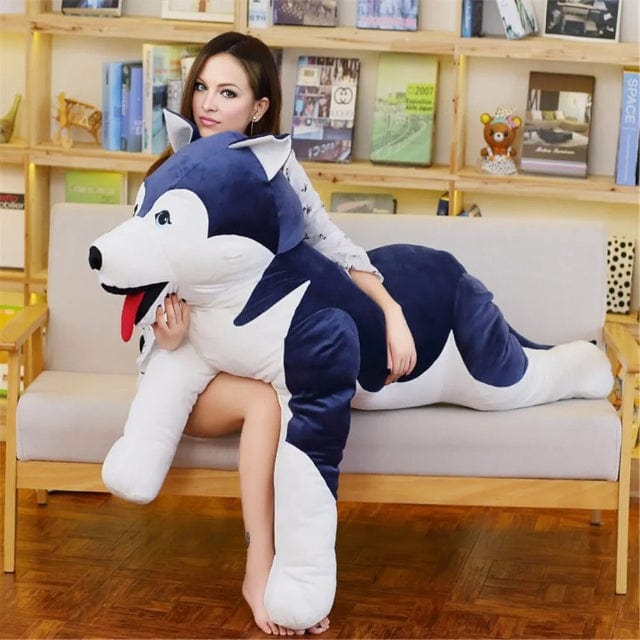 Chien en peluche loup fidèle