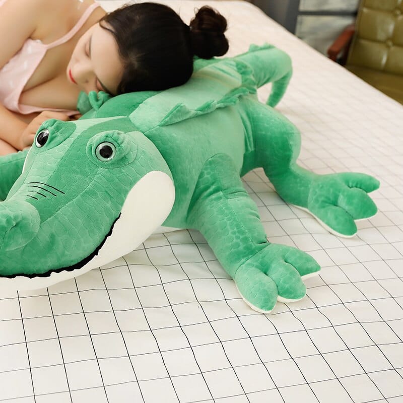 Crocodile en peluche sympathique