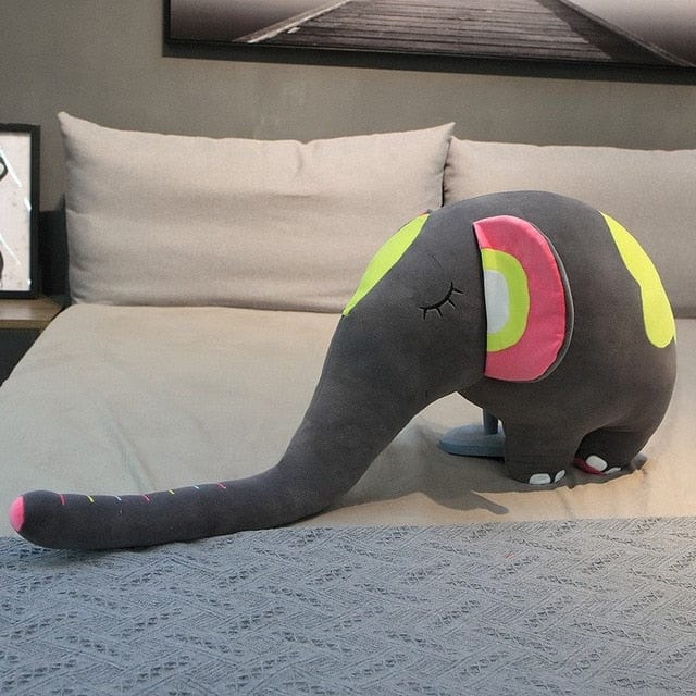 Élphant gris en peluche xxl doux et câlin