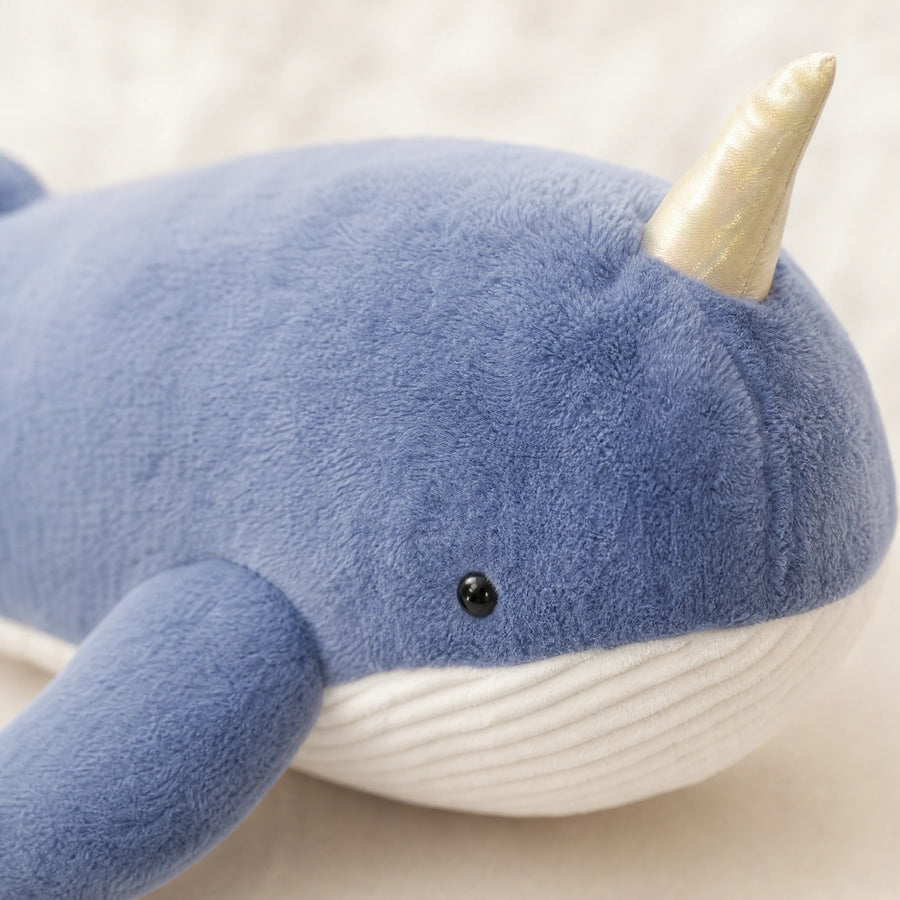 Peluche baleine géante à corne - Détail matière