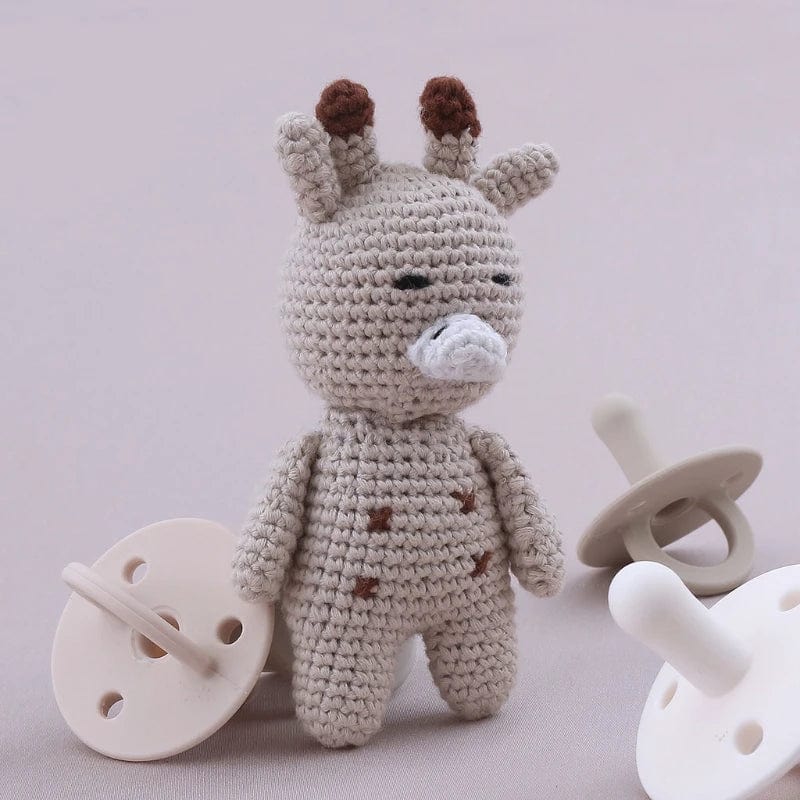 Peluche crochet girafe timide