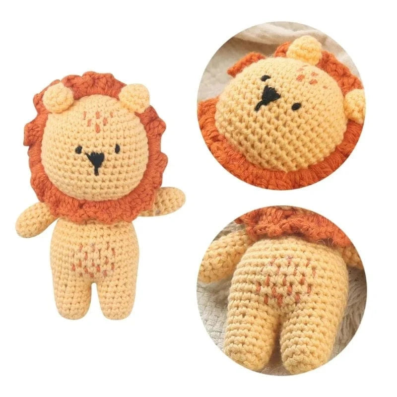 Peluche crochet lion à la crinière orange