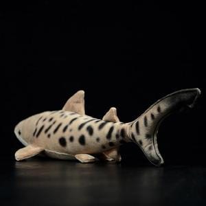 Requin tigre en peluche géante Requin tigre
