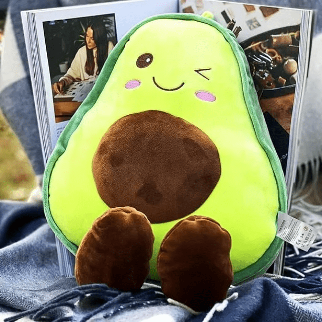 Avocat en peluche joyeux anniversaire hyper mignon