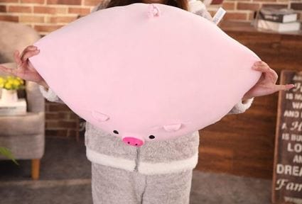 Coussin cochon au groin tout rose