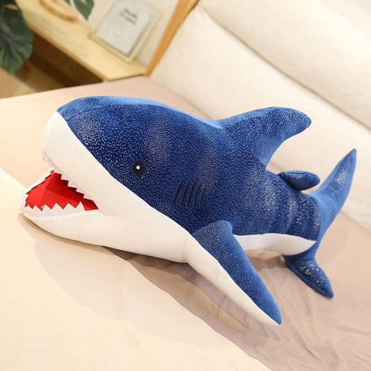 Doudou requin bleu aux grosses dents