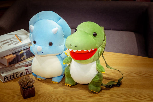 Le bébé dinosaure - sac à dos en peluche
