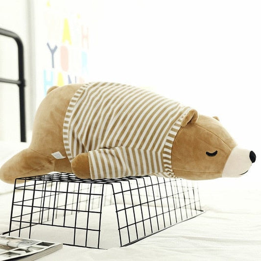 Nounours en peluche en hibernation à la douce fourrure