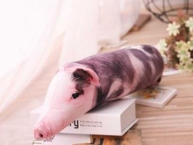 Oreiller long en forme de cochon ultra doux