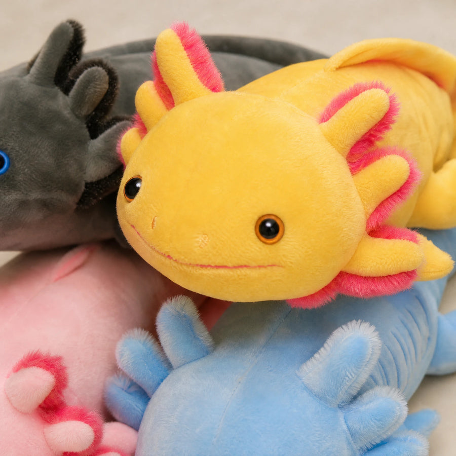 Peluche Axolotl multicolore à branchies duvetées - Détail matière