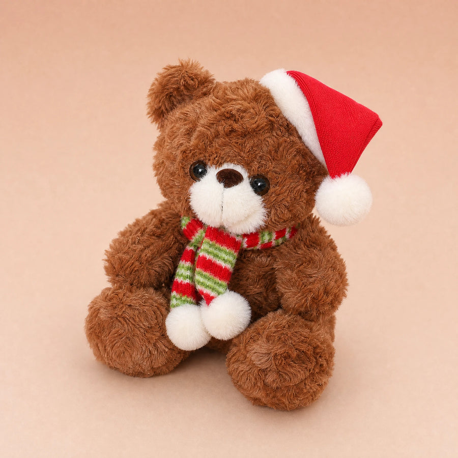 Peluche Ourson de Noël avec Bonnet Rouge et Écharpe - Fond beige rosé, autre angle