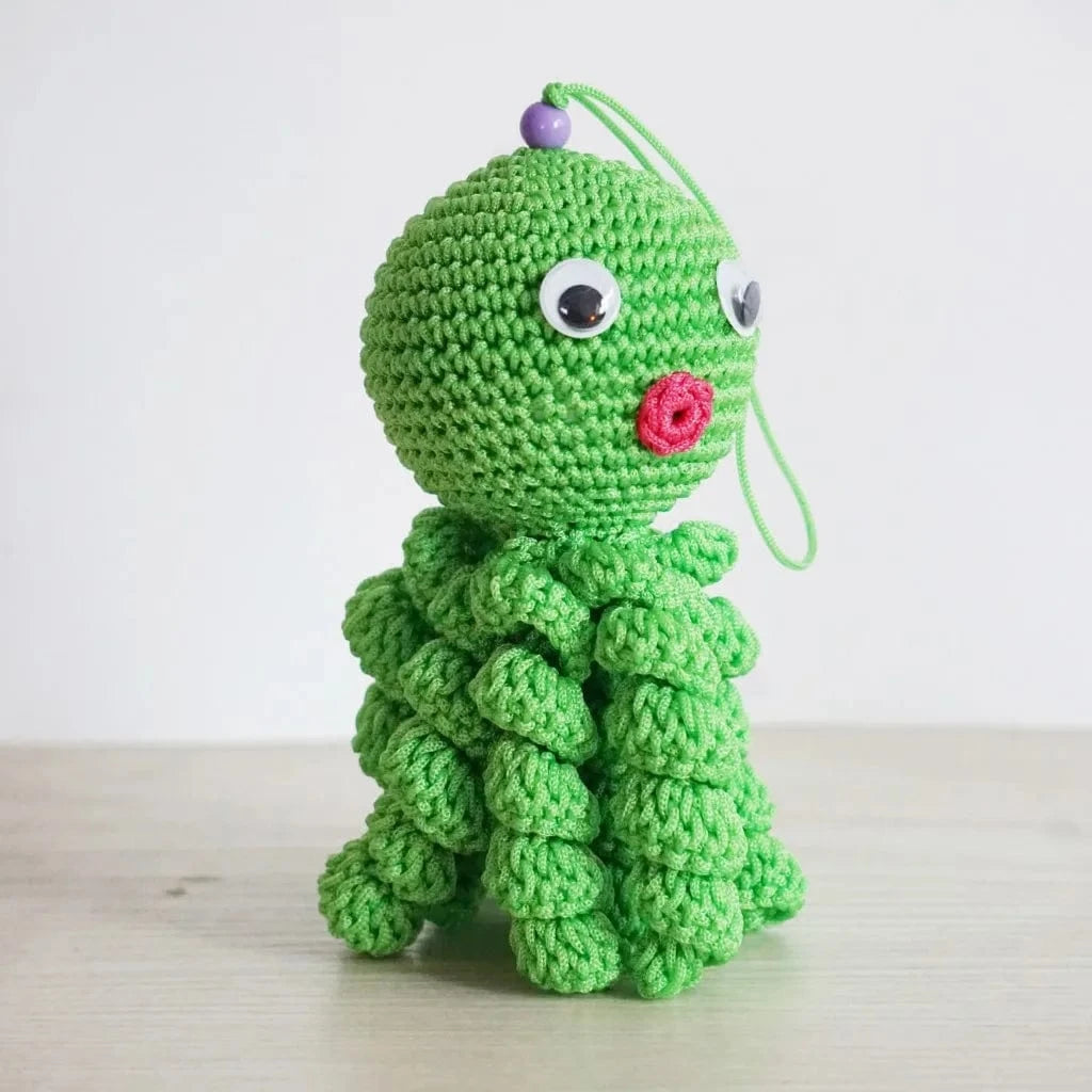Peluche Pieuvre au Crochet 🧶 | Mini Doudou 10 cm Fait Main & Ludique