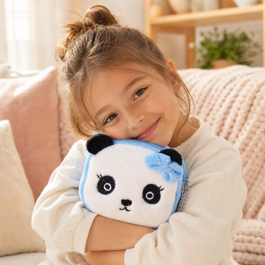 Porte-monnaie peluche panda bleu avec nœud et chaînette - Utilisation du produit