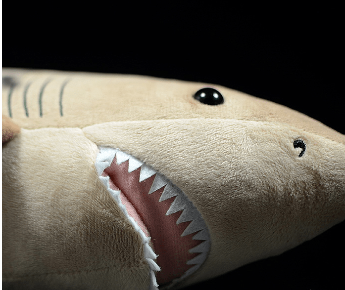 Requin tigre en peluche géante Requin tigre
